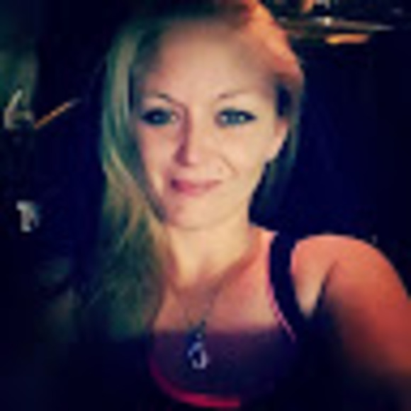 Meet your Posher, Kris - Picture 1 of 1